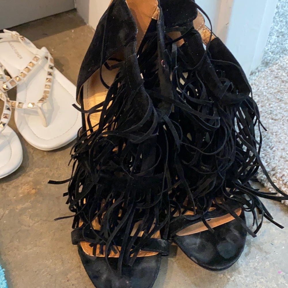 Fringe heels